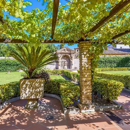 Exclusive Retreat Between History And Comfort